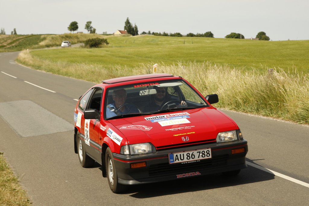 Det erfarne søn og far-mandskab, René Skjøt fra København S og Jørgen Skjøt fra Blokhus tog sejren i Oresund Rally i deres Honda CRX fra 1986
(Foto: Jean Byron)